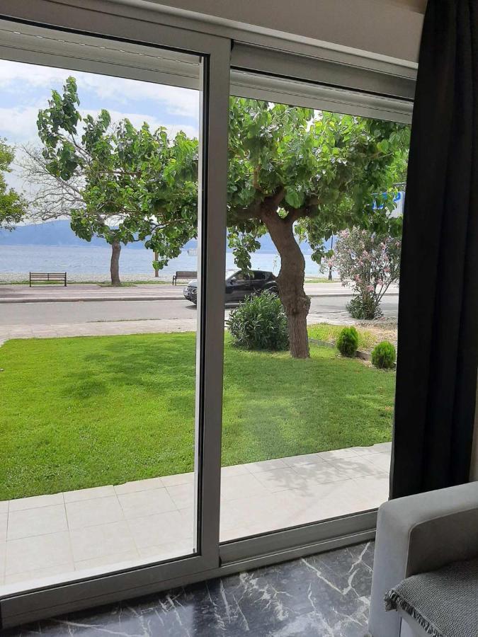 Nafpaktos Seaside Apartment Exterior photo